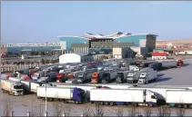  ?? PROVIDED TO CHINA DAILY ?? Trucks wait to clear customs and quarantine at Manzhouli.