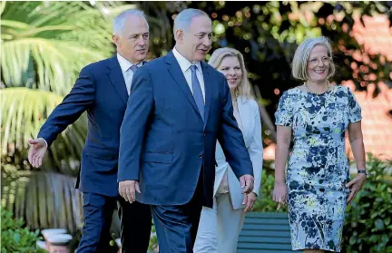  ?? PHOTO: GETTY IMAGES ?? Australian Prime Minister Malcolm Turnbull, from left, Israeli Prime Minister Benjamin Netanyahu and his wife Sara, Lucy Turnbull at Admiralty House in Sydney.