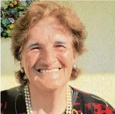  ?? Foto: Birgit Hassan ?? Das Lachen hat für die 77 jährige Paula Deller ganzjährig seine Berechtigu­ng. Witze hat die Bocksberge­rin viele auf Lager.