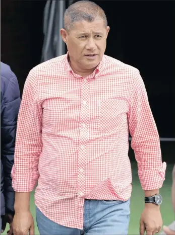  ??  ?? IN THE PINK: AmaZulu’s new head coach Cavin Johnson at the club’s Media Day at King Zwelithini Stadium this week.