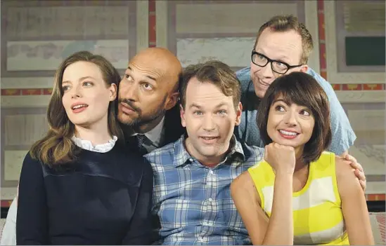  ?? Jennifer S. Altman For The Times ?? MIKE BIRBIGLIA, center, with Gillian Jacobs, left, Keegan-Michael Key, Chris Gethard and Kate Micucci. They play an improv troupe in “Don’t Think Twice.”