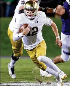  ?? CHICAGO TRIBUNE ?? In QB Ian Book’s eight starts, Notre Dame has averaged 35 points, a TD more than with Brandon Wimbush at the controls.