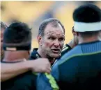  ?? GETTY IMAGES ?? Assistant coach John Plumtree gives the Hurricanes forwards a blunt message.