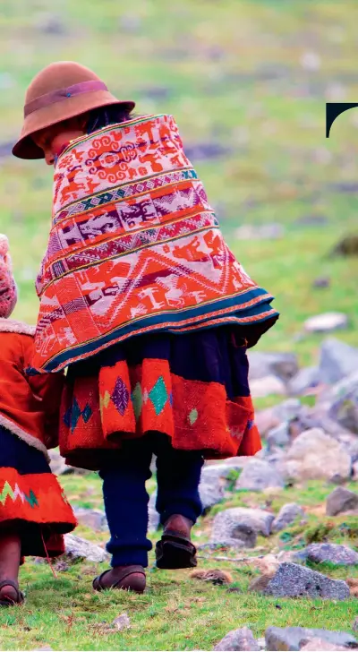  ??  ?? L E F T: The colourfull­y dressed and friendly Peruvian locals of the Lares valley.