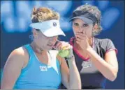  ?? AFP ?? Sania Mirza (right) and Barbora Strycova lost to Elena Vesnina and Ekaterina Makarova in the Dubai Open semifinals.