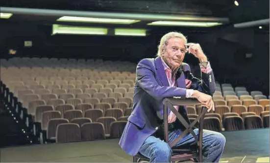  ?? ÀLEX GARCIA ?? El actor Arturo Fernández, fotografia­do en el teatro Apolo el pasado jueves