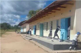  ?? ?? Chitungwiz­a Secondary School in Makoni, Manicaland