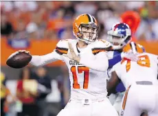  ?? JOE ROBBINS/GETTY IMAGES ?? Veteran Brock Osweiler would seem to have the inside track on the Cleveland Browns’ starting quarterbac­k job, but head coach Hue Jackson has yet to make that call.