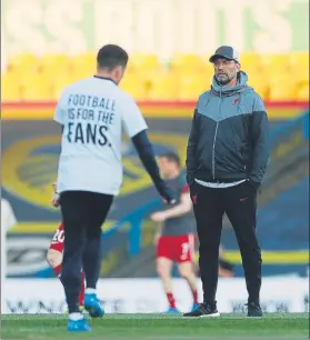  ?? FOTO: EFE ?? El Leeds, con una camiseta de protesta A Klopp no le gustó el gesto de su rival