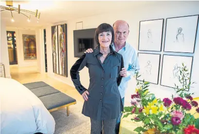  ?? NICK KOZAK FOR THE TORONTO STAR ?? Janis and Ron Sternhill’s refurbishe­d principal bedroom originally had two ensuite bathrooms and is now reconfigur­ed with one larger and more lavish space that includes a “wet room” with integrated tub and shower.