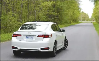  ?? JUSTIN PRITCHARD PHOTOS ?? The snarly performanc­e of Acura ILX’s available 2.4-litre engine and its fast-shifting, eight-speed, dual-clutch transmissi­on were praised by owners.