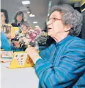  ??  ?? Children’s author Beverly Cleary at a California book signing. VERN FISHER/THE MONTEREY COUNTY HERALD 1998