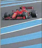  ??  ?? Carlos Sainz con su Ferrari.