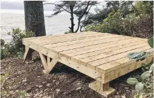  ?? MINISTRY OF ENVIRONMEN­T / B.C. PARKS ?? A tent platform at Mystic Beach on the Juan de Fuca Marine Trail.