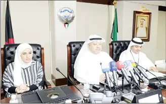 ?? KUNA photo ?? Secretary-General of Supreme Council for Planning and Developmen­t Dr Khalid Mahdi during the press conference.