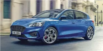  ?? FOTOS: FORD ?? Ganz schön scharf: In der sportliche­n ST-Variante wirkt der neue Ford Focus extrem dynamisch.