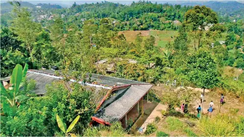  ?? ?? Puhulpola: The forgotten village. Pix by Walimada Rajamanthr­i