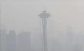  ?? Photograph: Ellen M Banner/AP ?? A haze of smoke covers the Seattle skyline. The city was experienci­ng some of the worst air quality on Thursday.