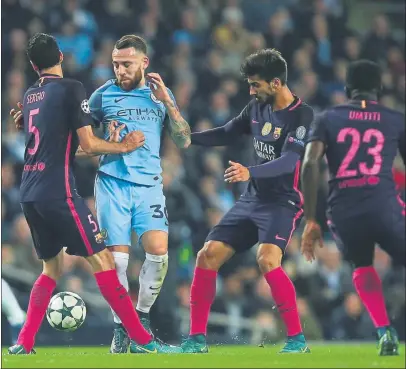  ?? FOTO: AP ?? El gol del empate del Manchester City resultó clave y obligó a la media a un sobreesfue­rzo que le dejó fundido