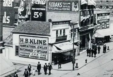  ??  ?? H.B. Kline’s first jewelry store and pawnshop stood on the corner of Jasper Avenue at 99th Street.
