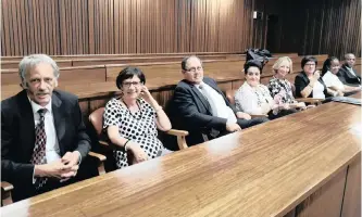  ?? ZELDA VENTER
AFRICAN NEWS AGENCY (ANA) ?? SEVERAL deputy directors of public prosecutio­ns abandoned their robes in the High Court where their applicatio­n for salary increases and other benefits was being heard. |