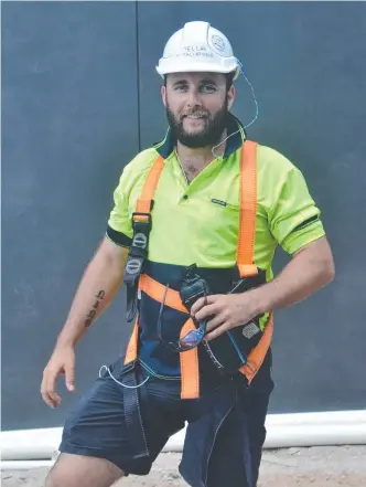  ?? Picture: SUPPLIED ?? HARD AT WORK: Townsville tradie Marcello Aversa sweats it out.