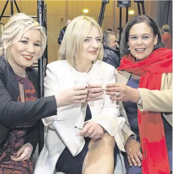  ?? PHOTO: DAMIEN EAGERS ?? The new faces: But the year has not been kind to – from left – Sinn Féin’s northern leader Michelle O’Neill, Liadh Ní Riada, and Mary Lou McDonald.