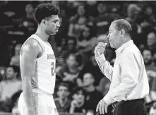  ?? Mark Mulligan / Staff photograph­er ?? University of Houston coach Kelvin Sampson says his team is on a similar path to that of Wichita State with many young players.