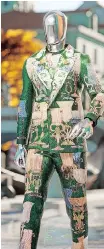  ?? ?? Dolce and Gabbana virtual suit.
| UNXD