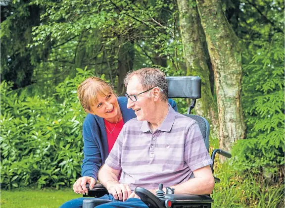  ?? ?? Richard Selley, who had advanced motor neurone disease, travelled to Swiss clinic Dignitas with wife Elaine to end his life.