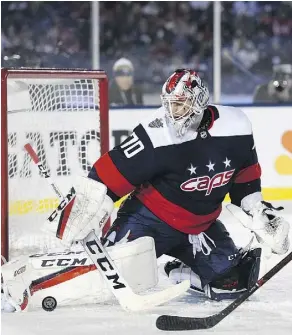  ?? NICK WASS/THE ASSOCIATED PRESS ?? Washington’s Braden Holtby makes a stop during the Caps’ win Saturday over Toronto in Annapolis, Md.