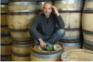  ??  ?? À la tête du domaine qui porte son nom, André Ostertag est l’un des vignerons les plus talentueux d’Alsace.