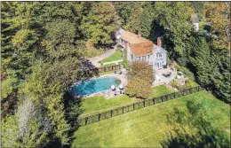  ?? Centric Property Group, Inc. / Contribute­d photos ?? The house at 40 Pecksland Drive in Greenwich that was bought by former “real housewife” Bethenny Frankel is back on the market for $3,375,000.