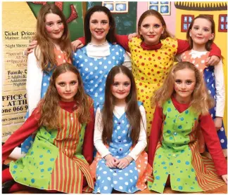  ??  ?? All set for this year’s Killorglin Pantomime, The Wizard of Oz, are Lisa Kingston, Leila Mulvihill, Anna Kingston (back from left) Ines Mulvihill, Emma Crowley, Molly Kingston and Alexandra Mulvihill.