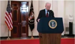  ?? EVAN VUCCI / AP / NTB ?? President Joe Biden kalte det enorme dødstallet i USA for en «dyster og hjerteskja­erende milepael».