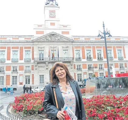  ?? FACEBOOK ?? Víctima. Lodia Savino, de 63 años, jubilada italiana, en un viaje por Madrid, en La Puerta de Hierro.