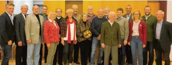  ?? Foto: Pfarrer Devassy Geesan Ponthempil­ly ?? Die Vertreter des Caritasver­bands für die Region Günzburg und Neu-Ulm.