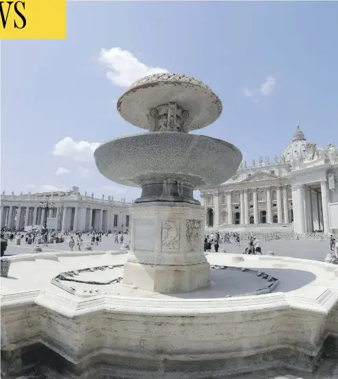  ?? GREGORIO BORGIA / THE ASSOCIATED PRESS ?? One of the twin 17th-century fountains in St. Peter’s Square is shown Tuesday after being shut down, along with all others in the Vatican, because of Italy’s drought. Scarce rain and chronicall­y leaky aqueducts have combined this summer to hurt farmers...