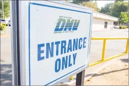  ?? Signal file photo ?? Officials with California’s Department of Motor Vehicle are warning about unofficial websites charging customers for DMV services. residents