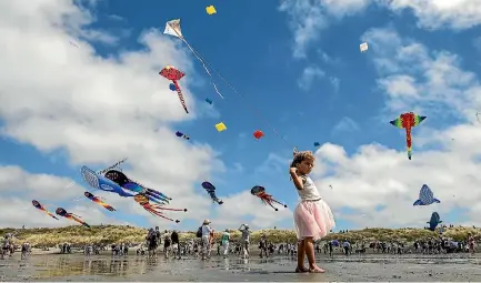  ?? PHOTO: IAIN MCGREGOR/FAIRFAX NZ ?? Kite day at New Brighton beach is just one of the many free community events for all of Christchur­ch that the seaside suburb hosts.