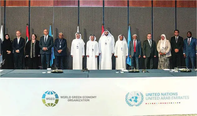  ?? ?? ±
Delegates pose for a group photo during the World Green Economy Summit in Dubai.