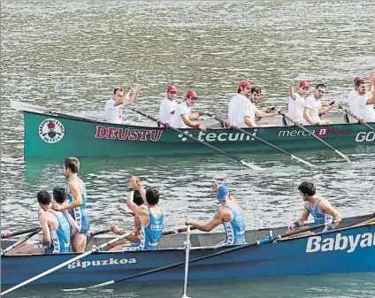  ?? FOTO: MIREYA LÓPEZ ?? Premio final
La pasada temporada, Zarautz logró el ascenso a la Eusko Label Liga tras superar a Deusto en el playoff