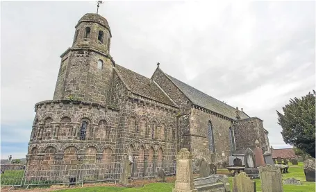  ?? Pictures: Steve Brown. ?? The grade A listed building had become damp ridden.