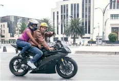  ??  ?? En los últimos años, el uso de motociclet­as en la capital del país ha registrado un crecimient­o constante por el menor costo de adquisició­n y gasto de gasolina.