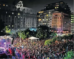  ?? PICTURE: DAVID RITCHIE ?? The Cape Town Internatio­nal Jazz Festival is a popular event which draws thousands of music lovers to the city.