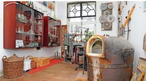  ?? FOTO: B&B ?? Das Glasmuseum in Ludweiler besetzt eine Nische: Kein anderes Museum im Saarland kümmert sich um das industriek­ulturelle Erbe der Glashütten.