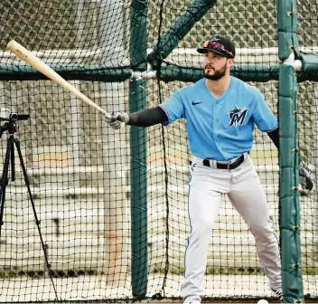  ?? DAVID SANTIAGO dsantiago@miamiheral­d.com ?? Eddy Alvarez has been working his way through the minor leagues since 2014. A stellar season in Triple A (.323 average, 12 home runs, 43 RBI and 48 runs in 66 games) earned him an invitation to spring training with the Marlins.