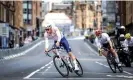  ?? Hollandse Hoogte/Shuttersto­ck ?? Mathieu van der Poel takes a corner during a practice ride in Glasgow. Photograph: