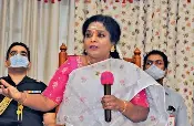 Education min. should check facts: Gov. - PressReader