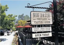  ??  ?? Big Basin Vineyards’ Saratoga tasting room is close to boutiques and restaurant­s.